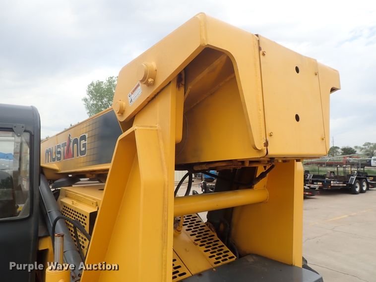 image for item DG3104 2007 Mustang 642  telehandler