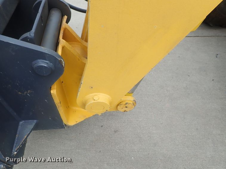 image for item DG3104 2007 Mustang 642  telehandler