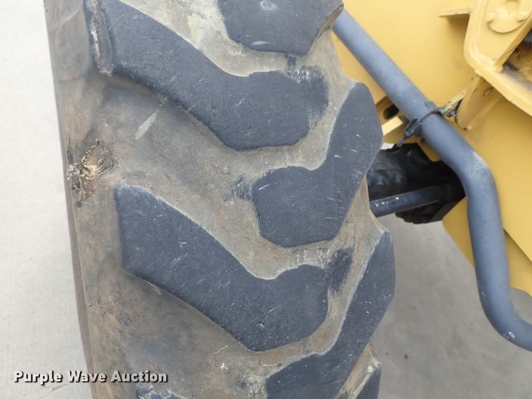 image for item DG3104 2007 Mustang 642  telehandler