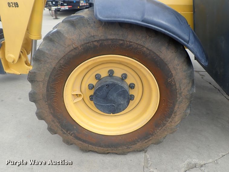 image for item DG3104 2007 Mustang 642  telehandler