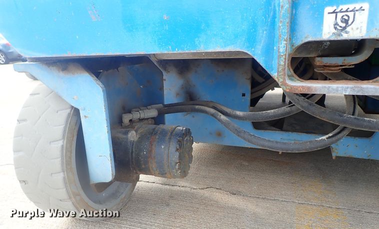 image for item DG3107 2007 Genie GS-2646  scissor lift