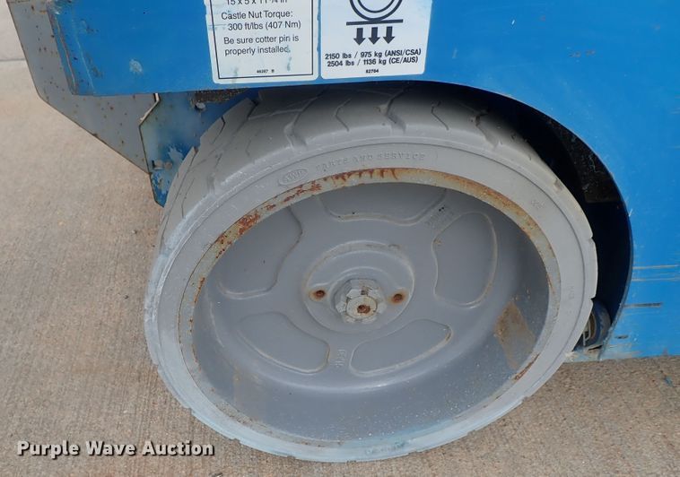 image for item DG3107 2007 Genie GS-2646  scissor lift