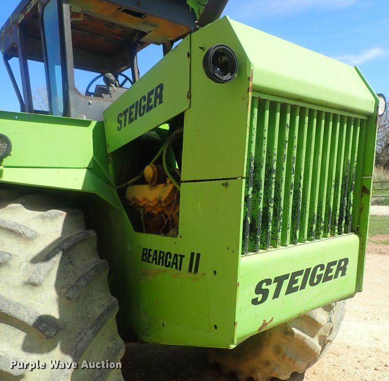 image for item DG3151 Steiger Bearcat II 4WD tractor