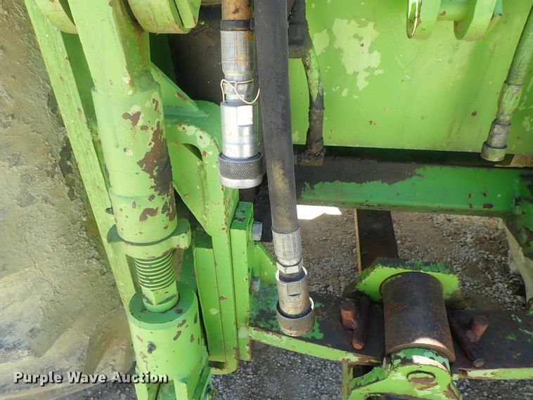 image for item DG3151 Steiger Bearcat II 4WD tractor