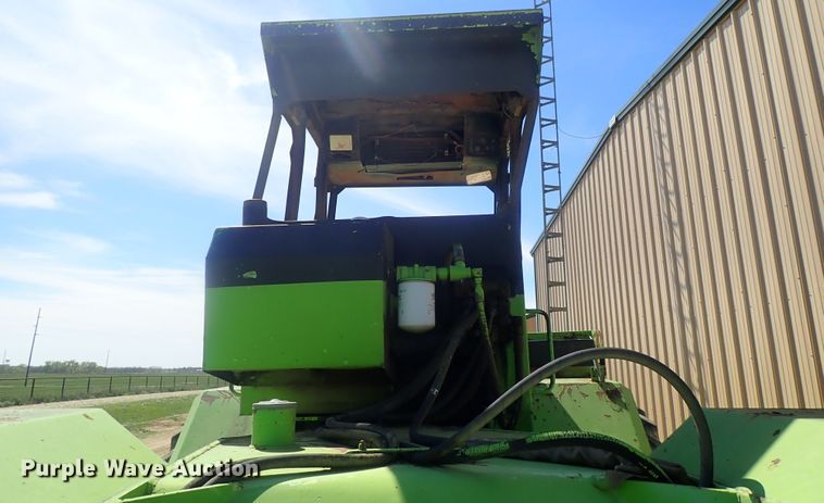 image for item DG3151 Steiger Bearcat II 4WD tractor