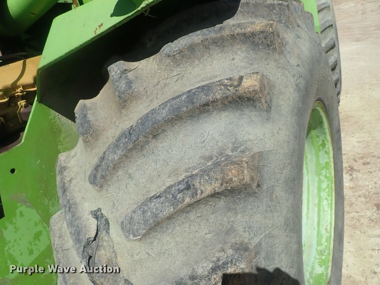 image for item DG3151 Steiger Bearcat II 4WD tractor