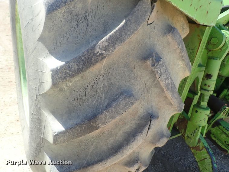 image for item DG3151 Steiger Bearcat II 4WD tractor