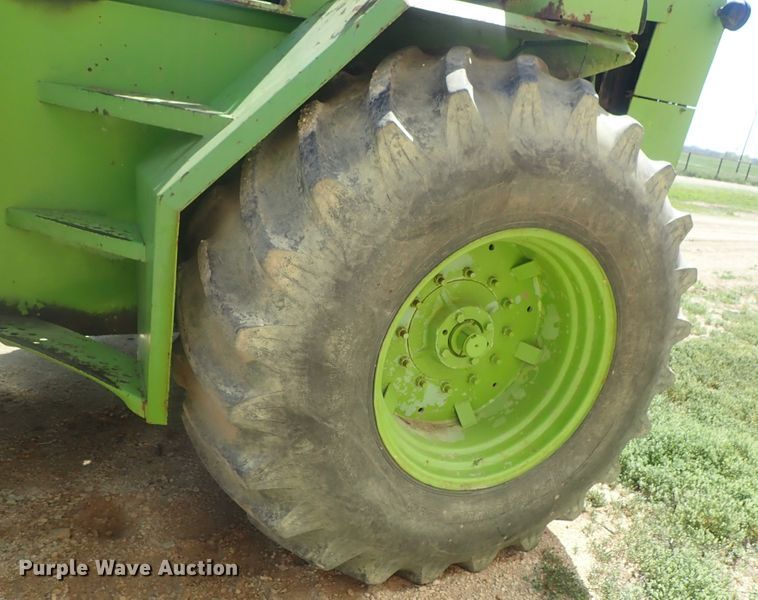 image for item DG3151 Steiger Bearcat II 4WD tractor