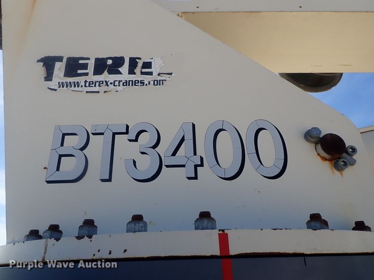 image for item DG3152 2004 Ford F750 crane truck