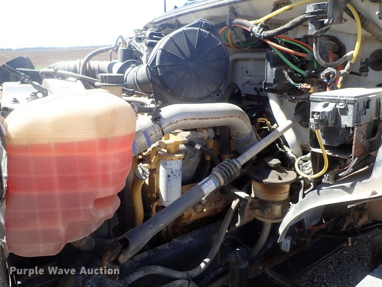 image for item DG3152 2004 Ford F750 crane truck