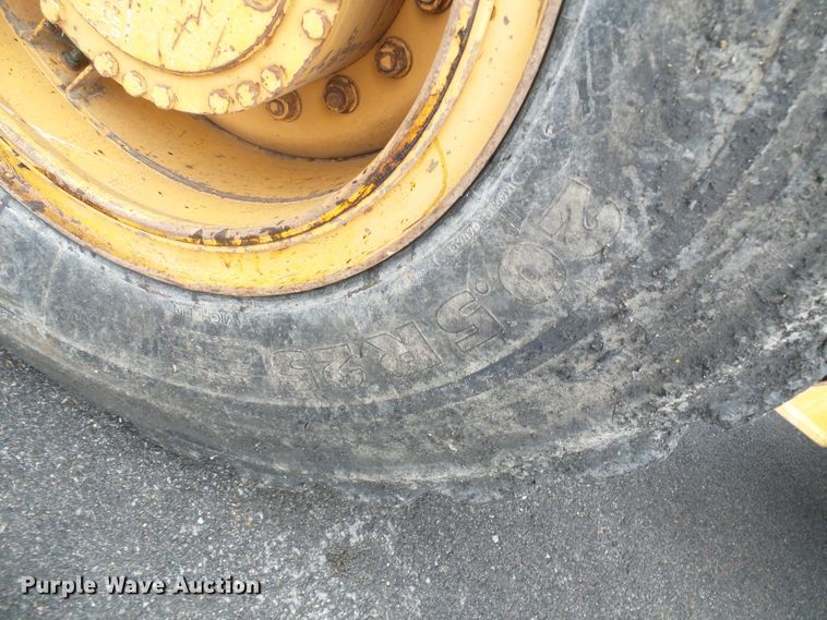 image for item DG5656 2000 Case 721C  wheel loader