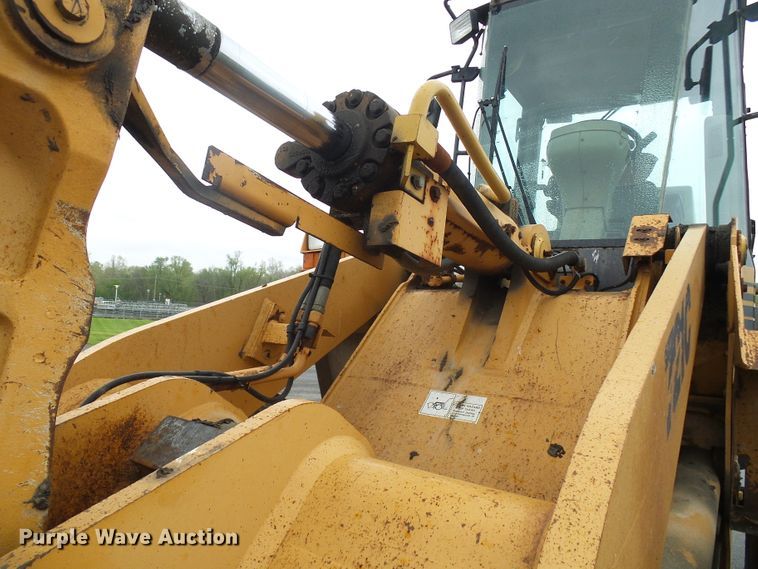 image for item DG5656 2000 Case 721C  wheel loader