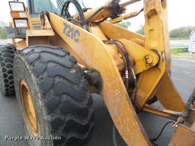image for item DG5656 2000 Case 721C  wheel loader