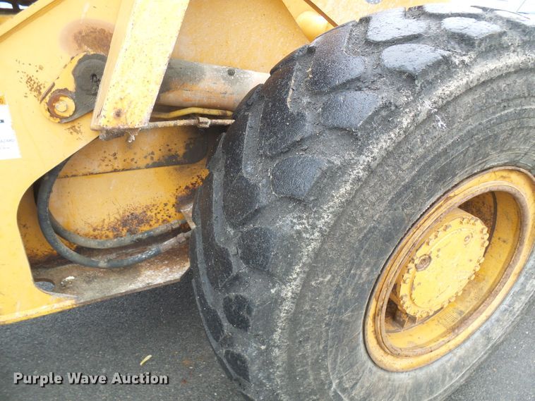 image for item DG5656 2000 Case 721C  wheel loader