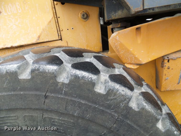 image for item DG5656 2000 Case 721C  wheel loader