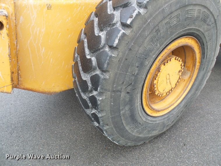 image for item DG5656 2000 Case 721C  wheel loader