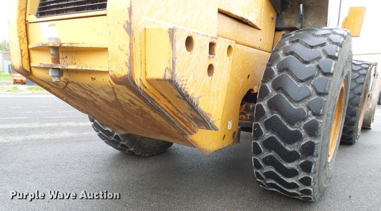 image for item DG5656 2000 Case 721C  wheel loader
