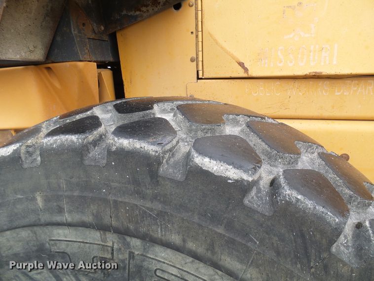 image for item DG5656 2000 Case 721C  wheel loader