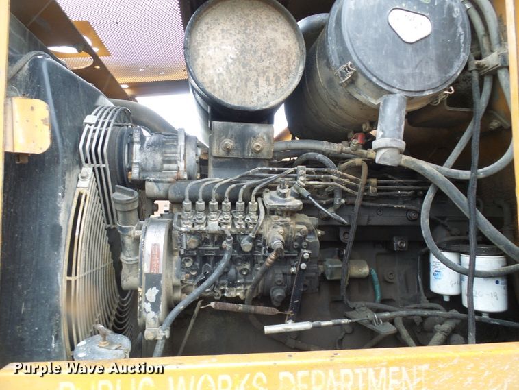 image for item DG5656 2000 Case 721C  wheel loader