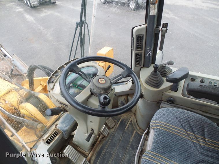 image for item DG5656 2000 Case 721C  wheel loader