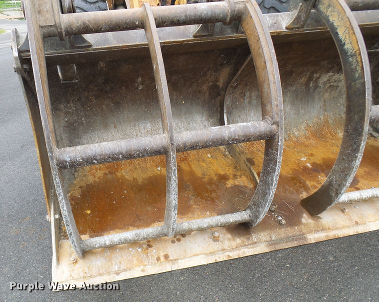 image for item DG5657 ACS 9'W grapple bucket