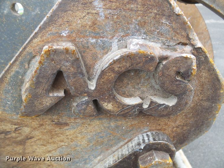 image for item DG5657 ACS 9'W grapple bucket