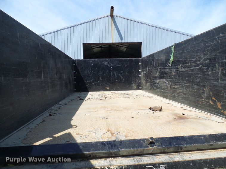 image for item DG5659 2011 PJ dump trailer