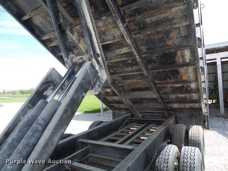 image for item DG5659 2011 PJ dump trailer