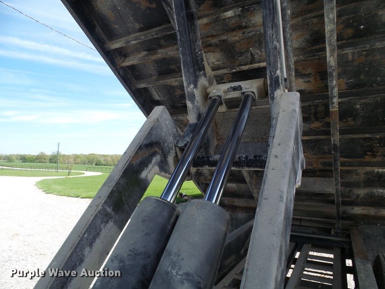 image for item DG5659 2011 PJ dump trailer