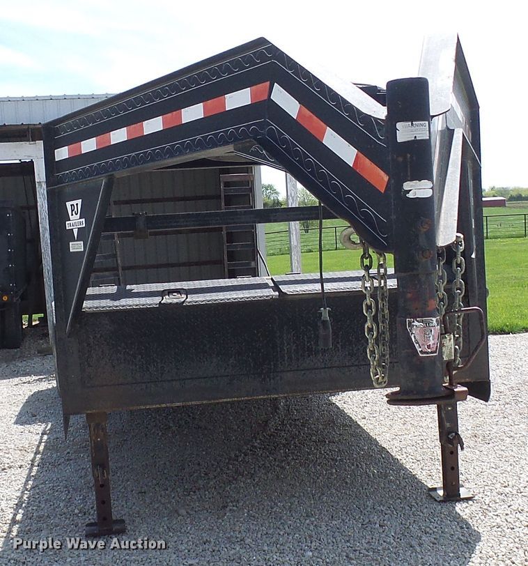 image for item DG5660 2004 PJ equipment trailer