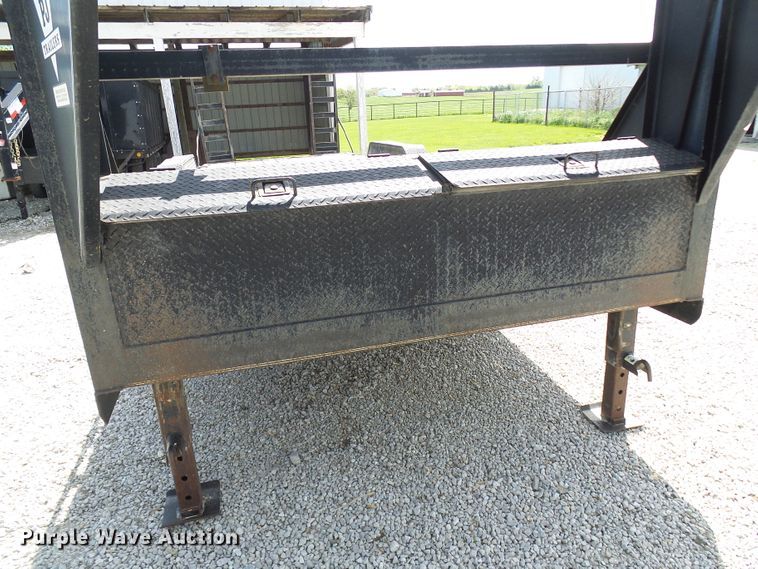 image for item DG5660 2004 PJ equipment trailer