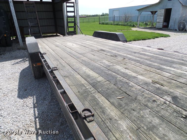 image for item DG5660 2004 PJ equipment trailer