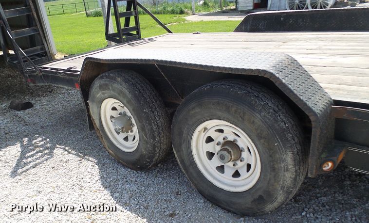 image for item DG5660 2004 PJ equipment trailer
