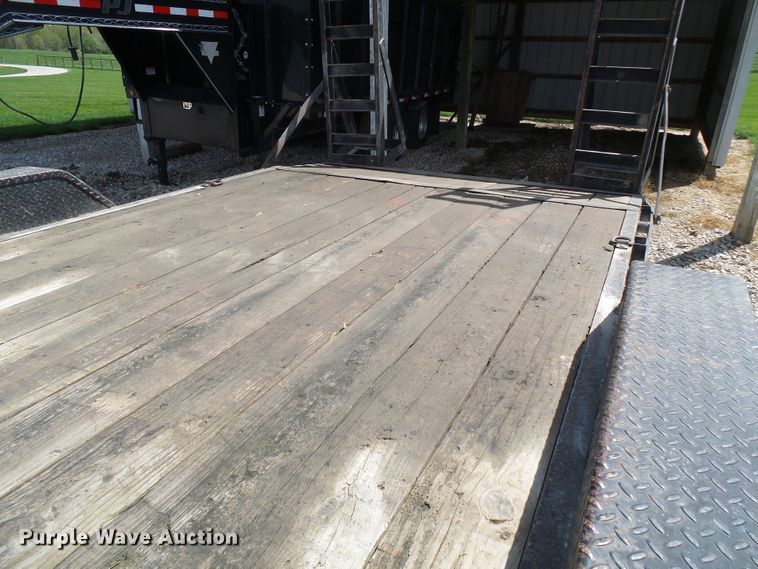image for item DG5660 2004 PJ equipment trailer