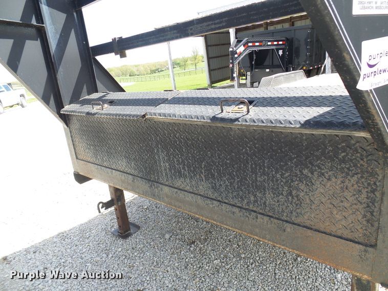 image for item DG5660 2004 PJ equipment trailer