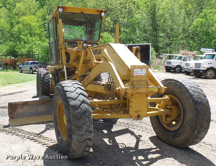 image for item DG5666 1992 Caterpillar 12G motor grader