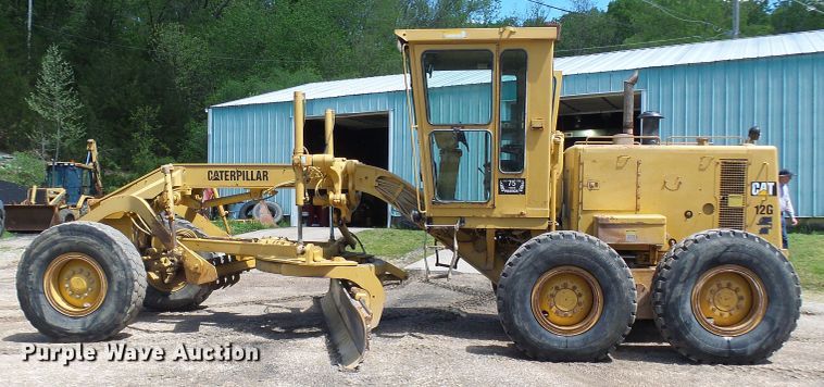 image for item DG5666 1992 Caterpillar 12G motor grader