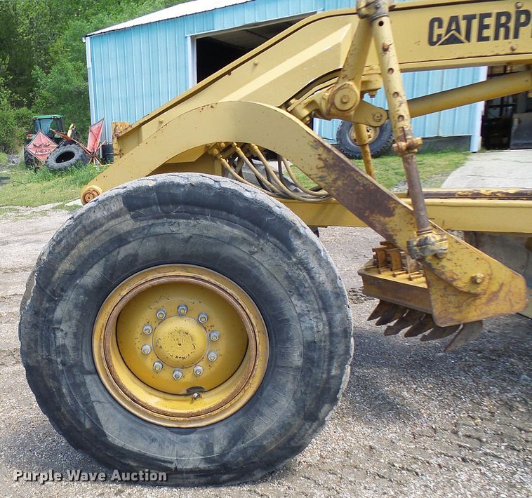image for item DG5666 1992 Caterpillar 12G motor grader