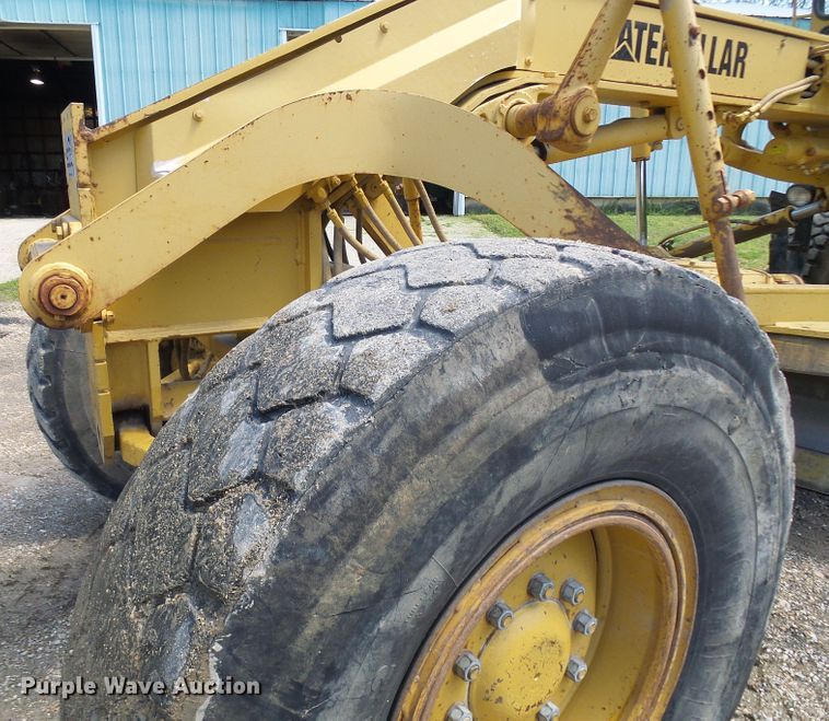 image for item DG5666 1992 Caterpillar 12G motor grader