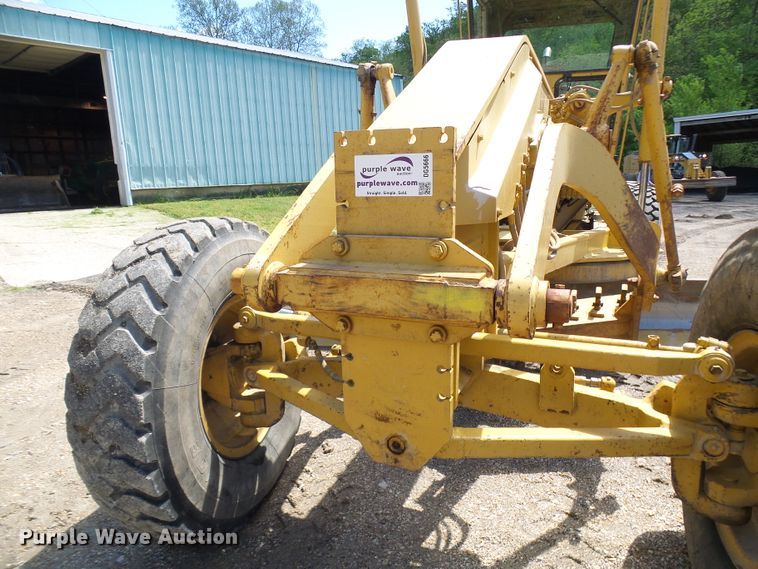 image for item DG5666 1992 Caterpillar 12G motor grader