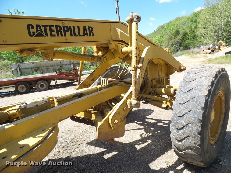 image for item DG5666 1992 Caterpillar 12G motor grader