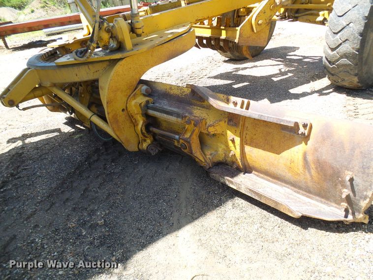 image for item DG5666 1992 Caterpillar 12G motor grader