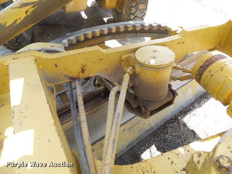 image for item DG5666 1992 Caterpillar 12G motor grader