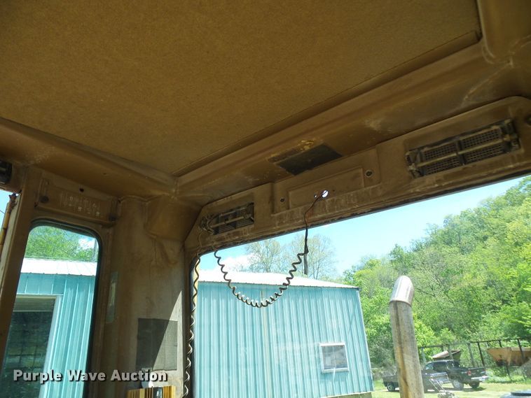 image for item DG5666 1992 Caterpillar 12G motor grader