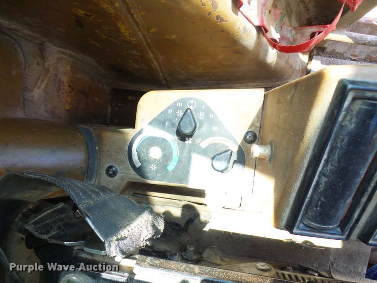 image for item DG5666 1992 Caterpillar 12G motor grader