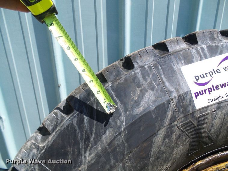 image for item DG5667 Michelin 14.00R24 tire