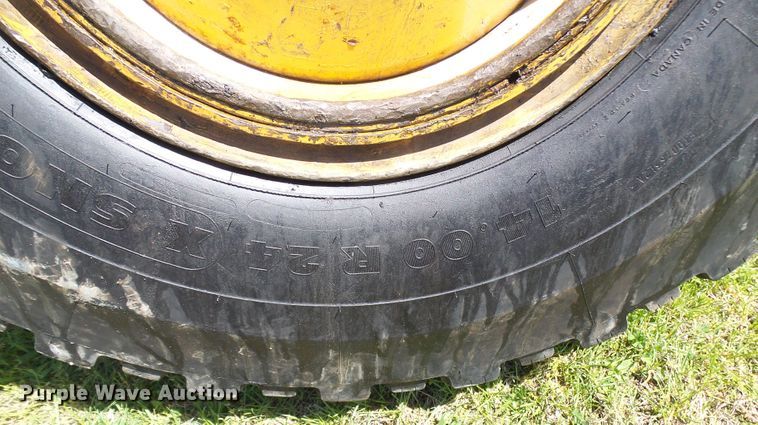 image for item DG5667 Michelin 14.00R24 tire