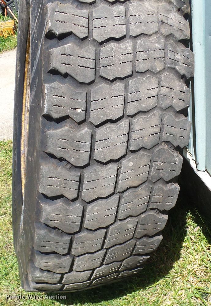 image for item DG5667 Michelin 14.00R24 tire