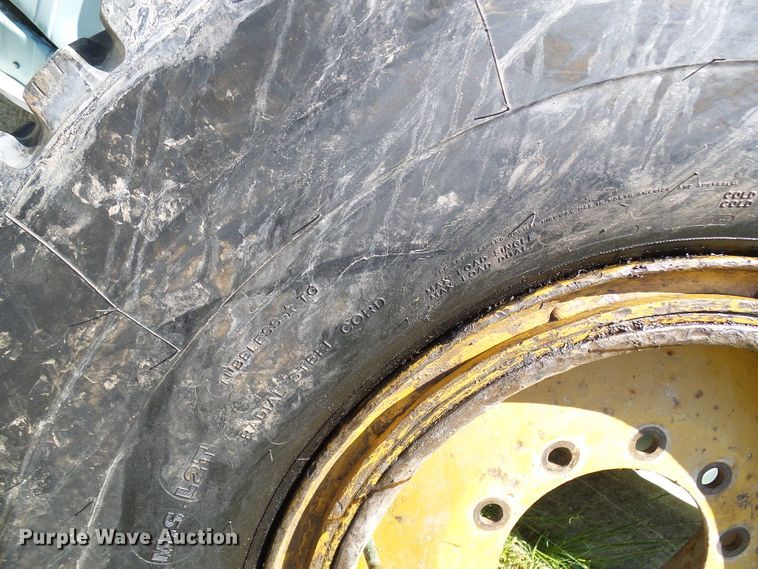 image for item DG5667 Michelin 14.00R24 tire