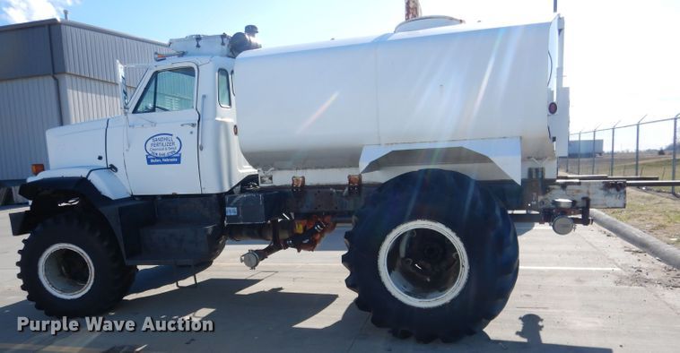 image for item DG5952 1984 GMC Brigadier tank truck